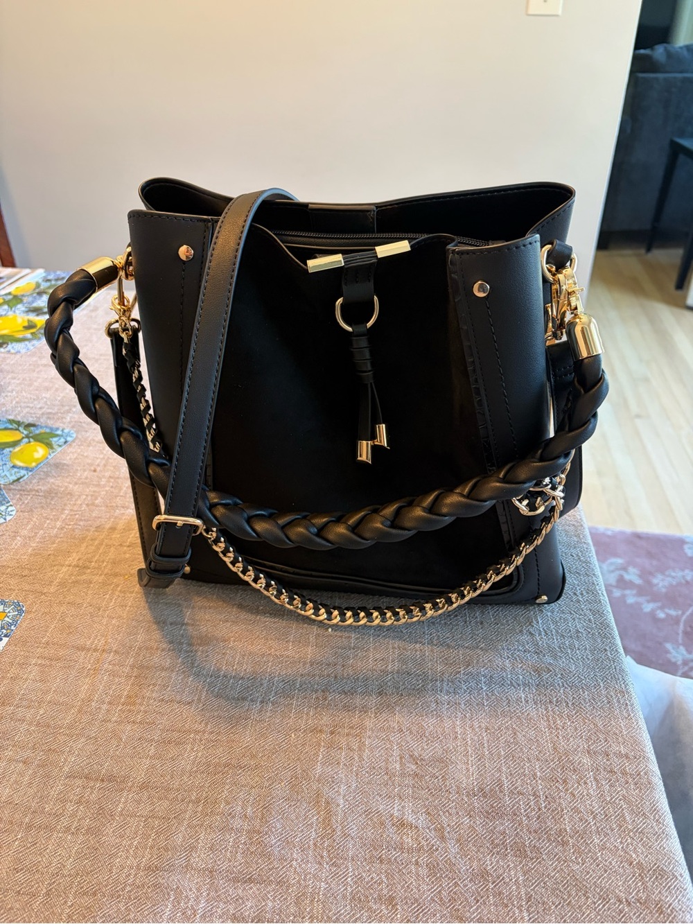 Black Women's Leather Bucket Bag with Gold Hardware - Picture 1 of 4